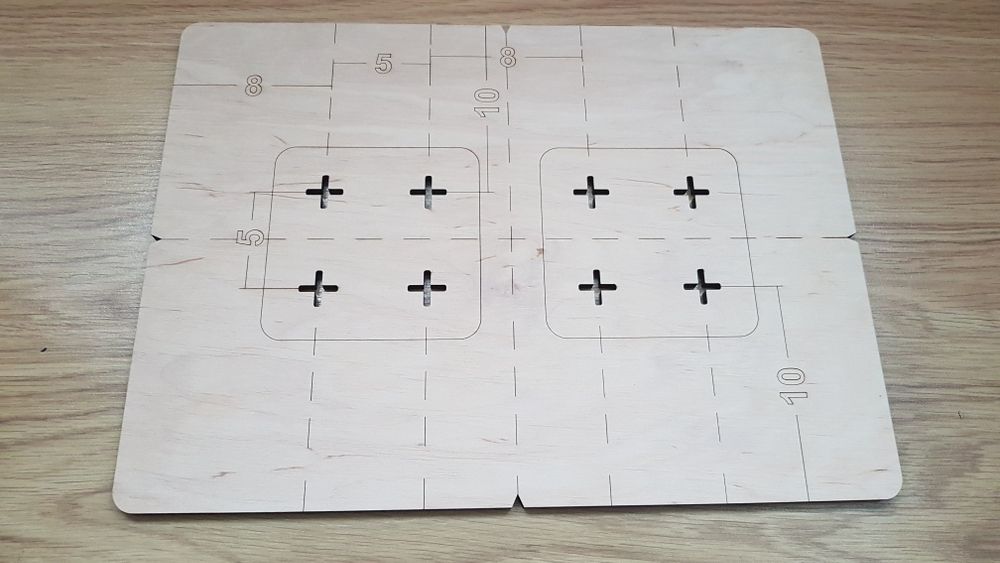 Шаблон для разметки под распределительные  коробки на потолке.
