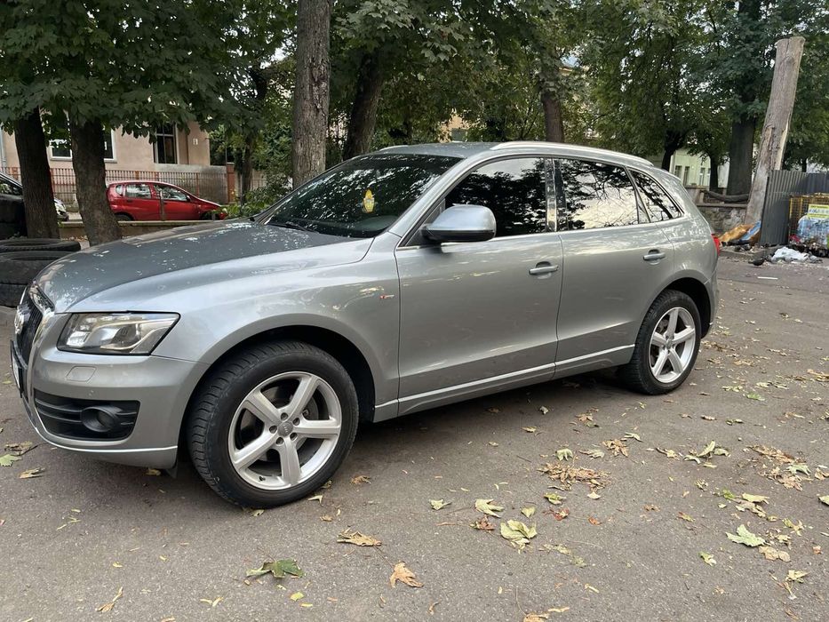 Ауді q5 2010р продаю терміново