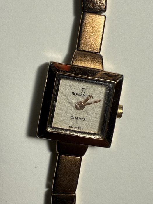 Годинник Romanson