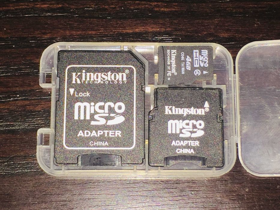 Szybka pamięć microSD 4GB Kingston + dwa adaptery Kingston nowe