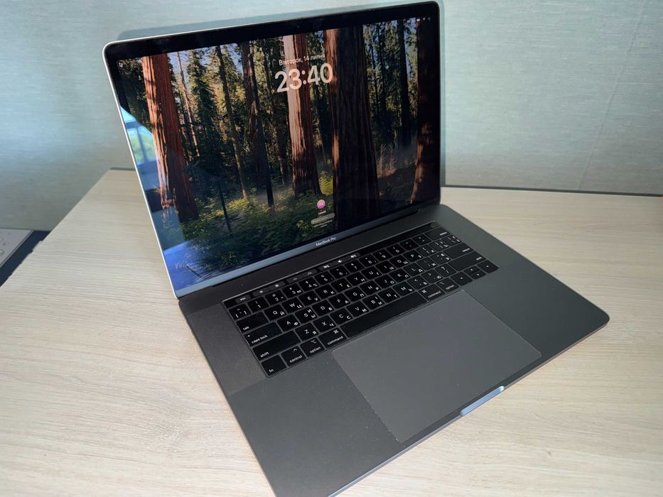 macbook pro 15 2018 32 512 - купить ноутбуки - Цена на OLX.ua