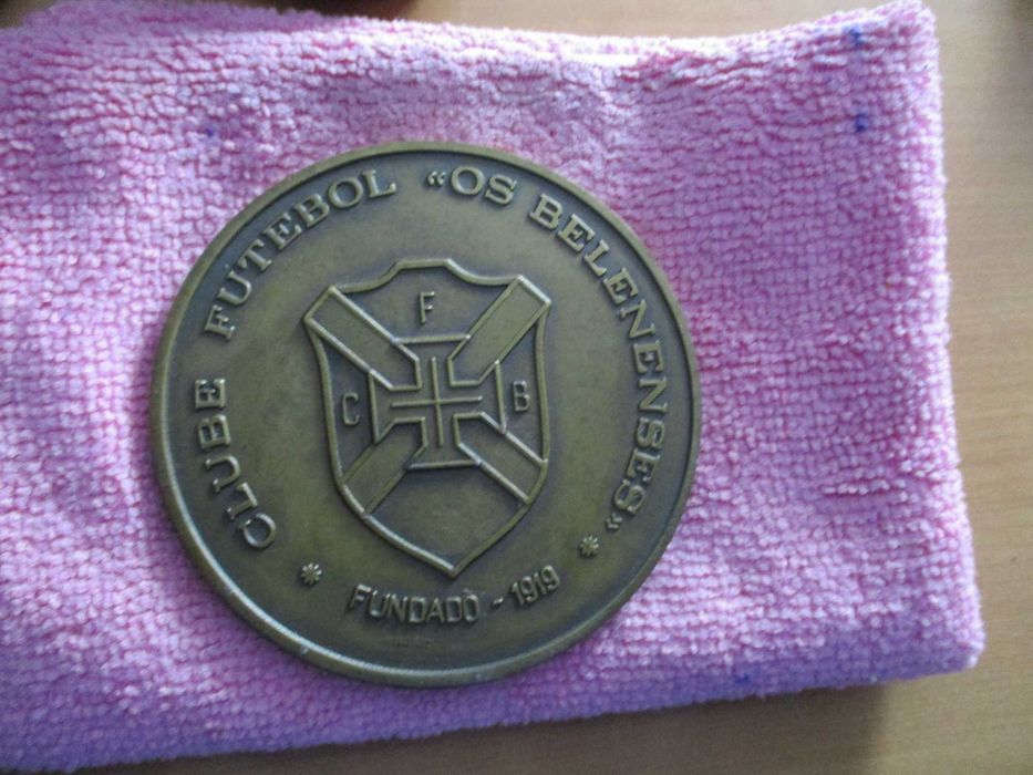 Medalha Clube Futebol ((OS Belenenses))Campeão  2ªDivisão 83/84
