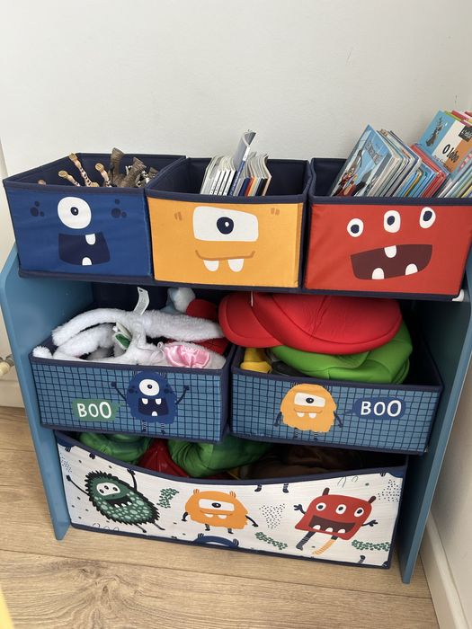 Prateleira infantil