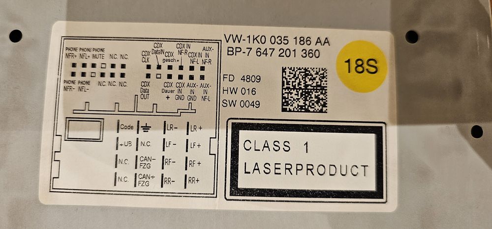 Genuine Original VW Passat RCD 310 CD stereo radio unit.