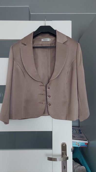 Sukienka z marynarką koronką 46