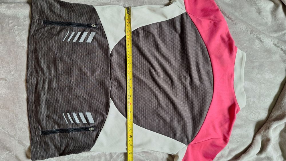 Велосипедна футболка