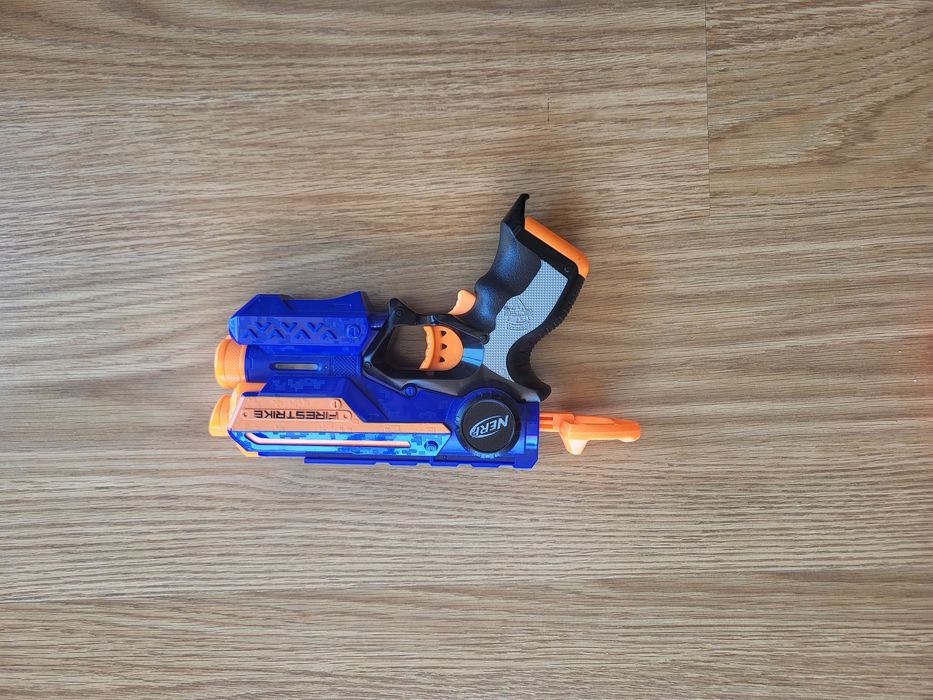 Nerf elite gun firestrike light