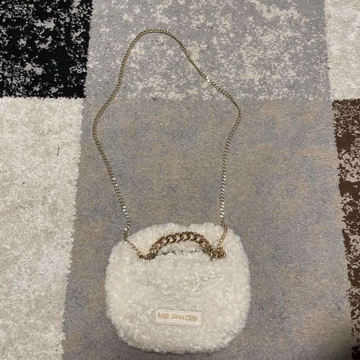 Love moshino bag