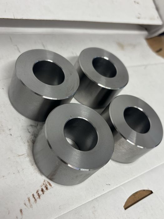 Toczenie/Toczenie CNC | Dorabianie części do maszyn i urządzeń