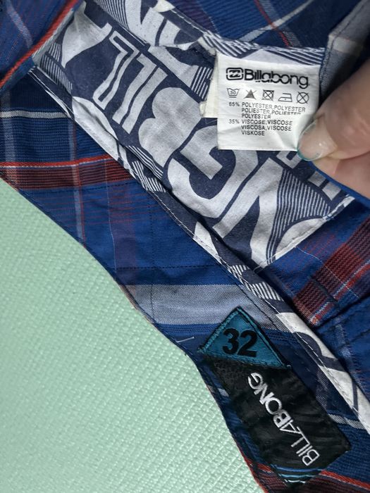 Billabong spodenki w kratę z logo markowe 32/XL
