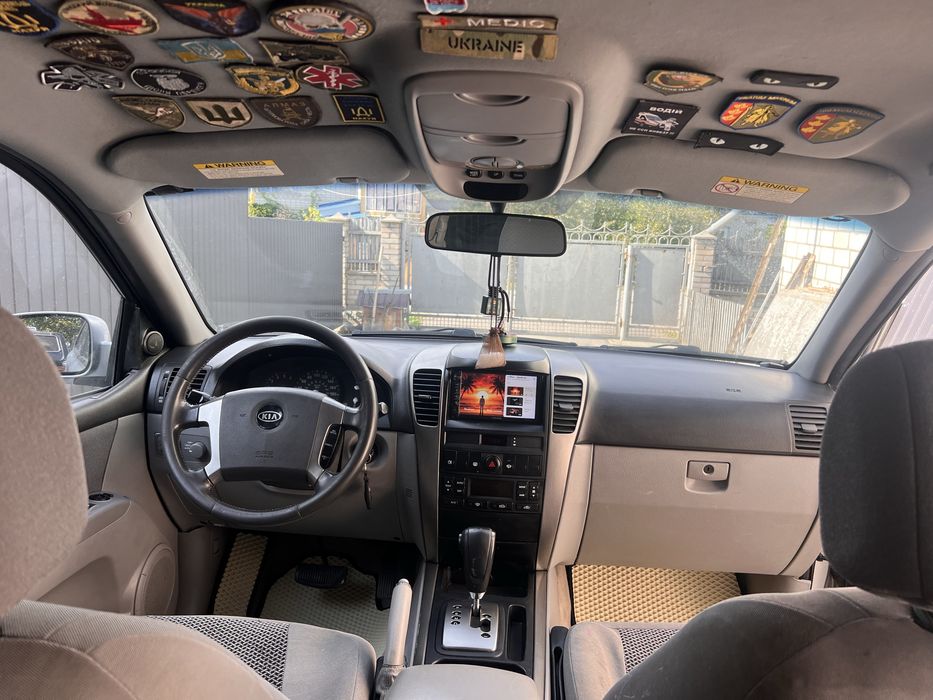 Kia Sorento.  EX