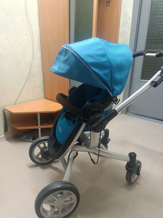 Продам коляску GRACO