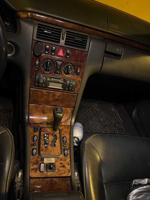 Mercedes e200 Kompressor 187cv GPL