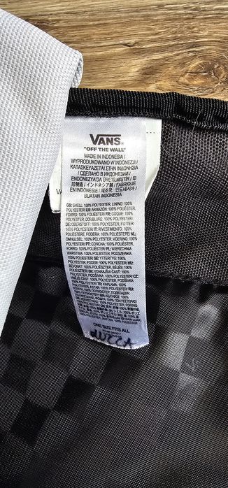 Vans plecak wymiary na zdjęciach