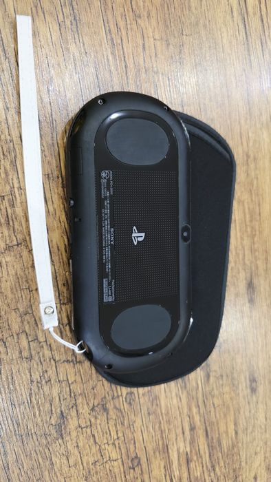 Sony Ps Vita Slim 64гиг 60 игр + чехол!