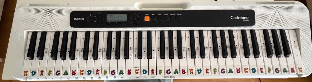 Teclado Casio Casiotone CT-S200 61 Teclas + Suporte