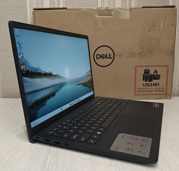 Ноутбук Dell 15,6" FHD IPS, Ryzen 5 7520U, 8GB DDR5, 512Gb SSD