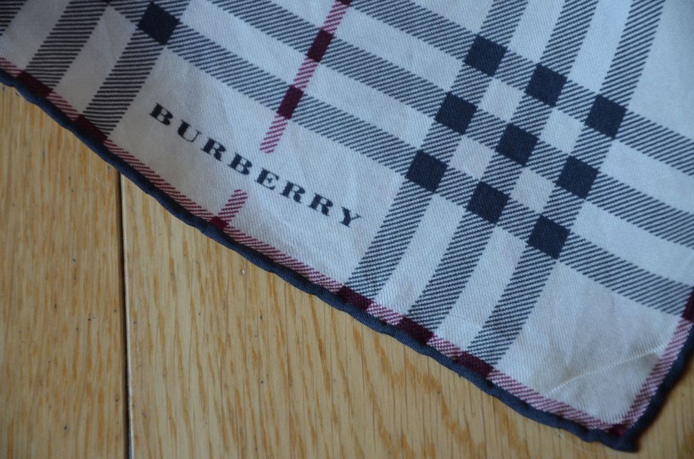 Burberry apaszka chusta 100% Silk jedwab