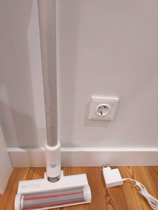 Aspirador Vertical Xiaomi Mi Vacuum Cleaner Light - sem fios