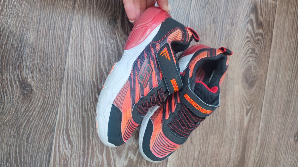 кросівки для хлопчика sketchers 29