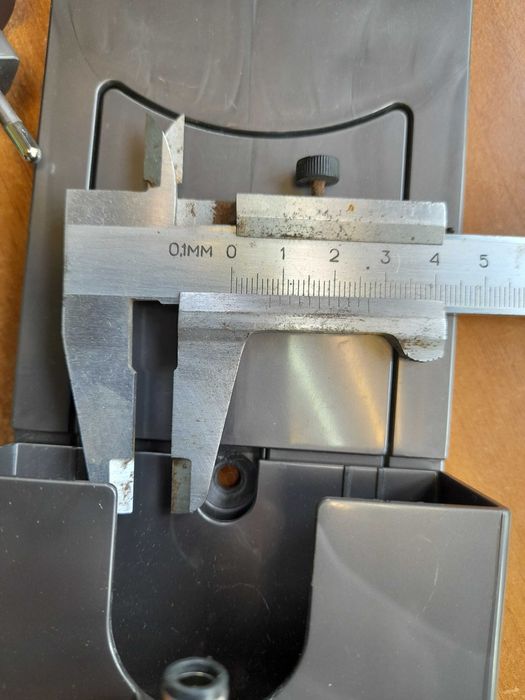 зарядна станція дайсон зарядка