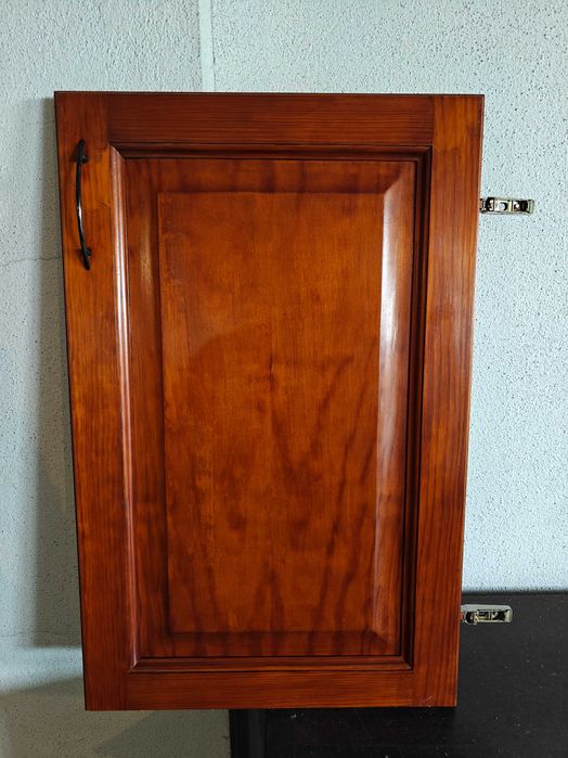Portas armários cozinha - Madeira