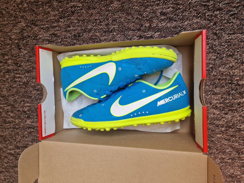 Buty do piłki nożnej Nike MercurialX,.roz. 36