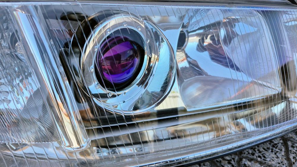 AUDI A4 B5(8D)-ÓTICA/FAROL ORIGINAL VALEO RIGOROSAMENTE NOVO*