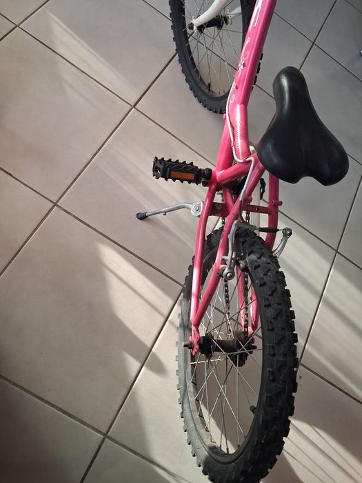 Bicicleta menina
