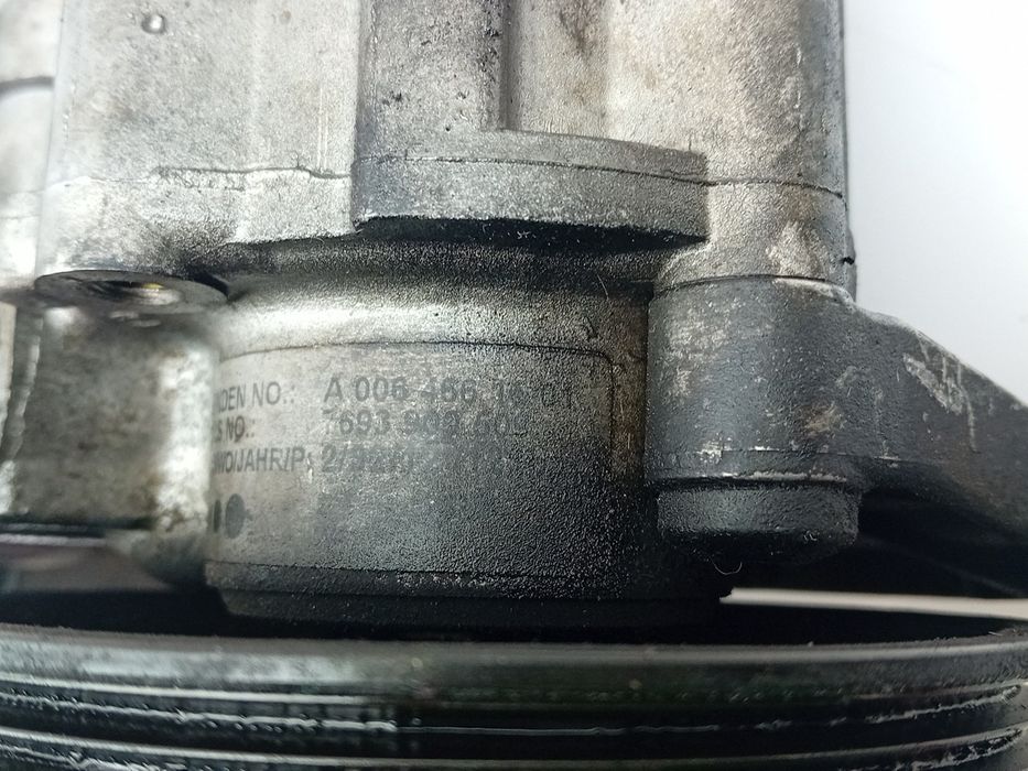 Bomba de direção MERCEDES-BENZ Classe C (W204)