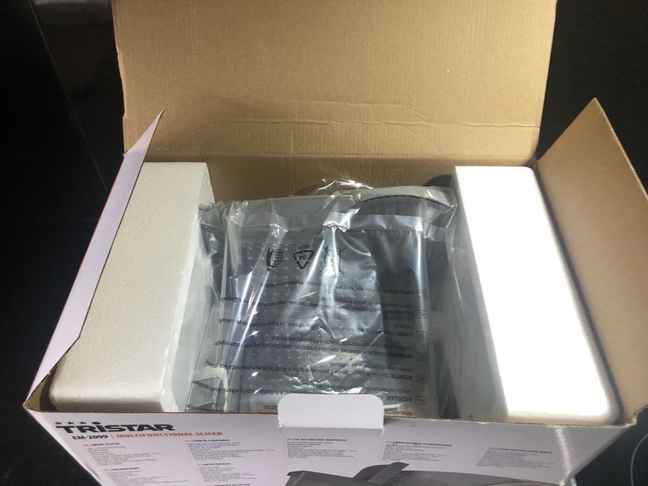 Fiambreira / Queijeira