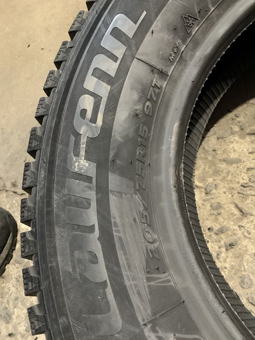 (4шт) нові 205/75R15 Laufenn I'Fit Ice LW71 (97T) зимові шин