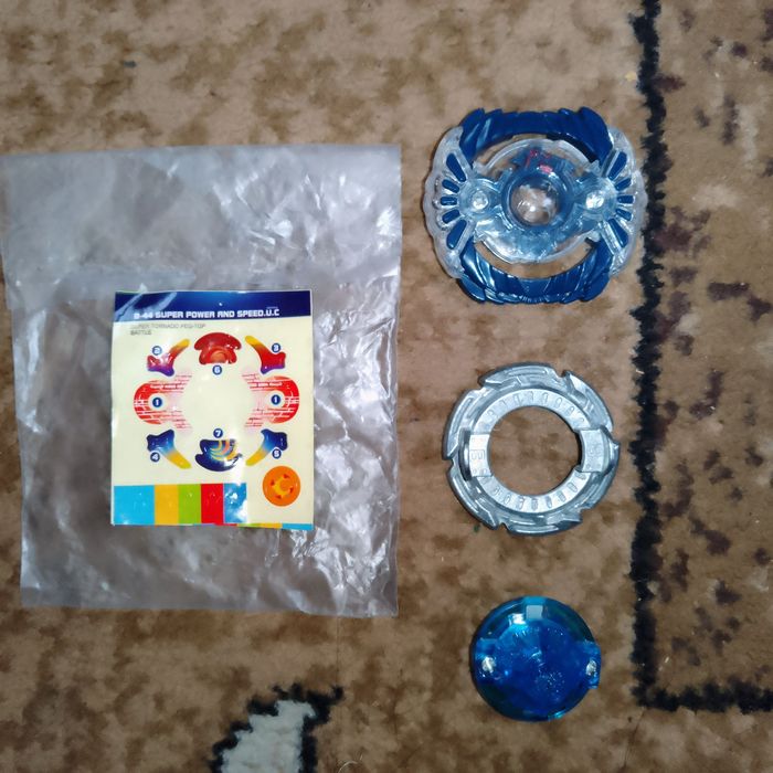 Продам Бейблейд зовсім нові