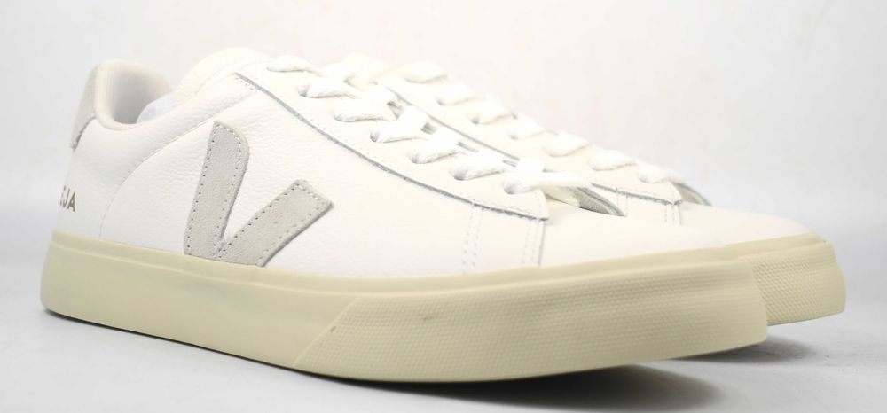 Skórzane trampki Veja Campo extra white natural suede roz. 38
