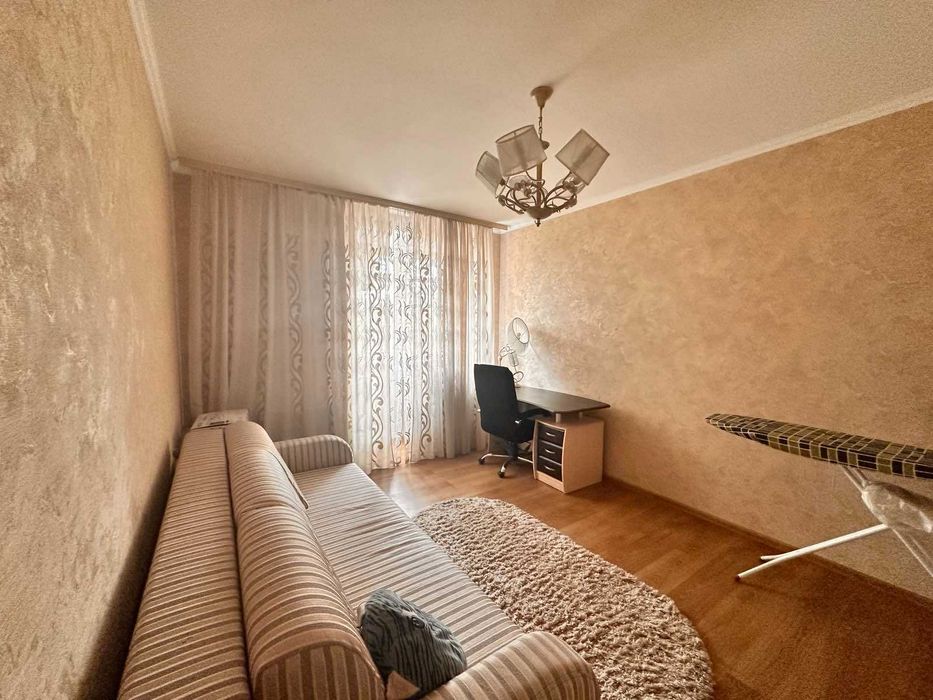 Продам 3 кімнатну квартиру