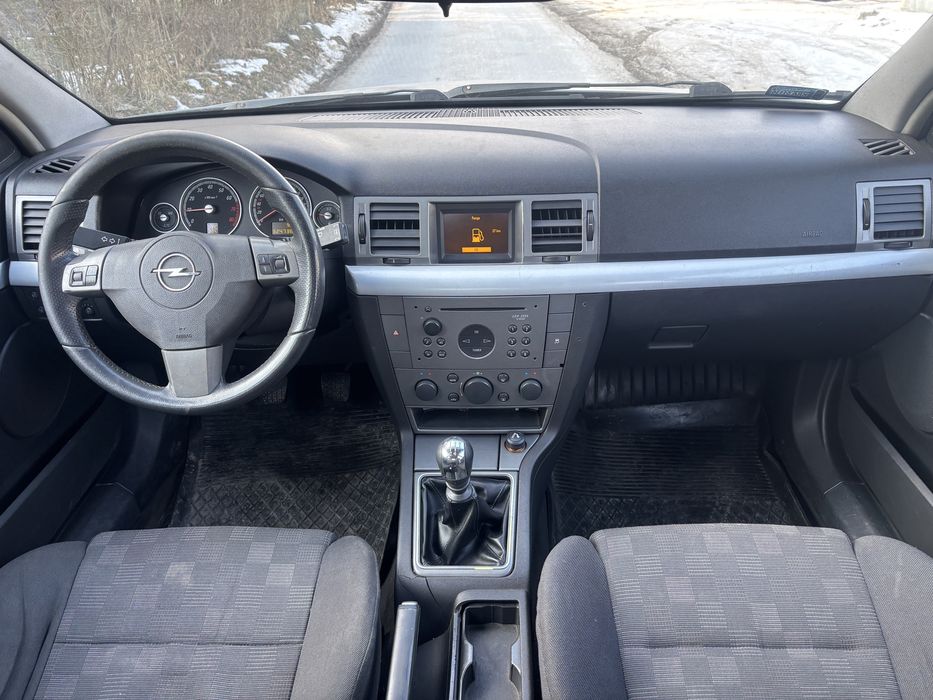 Opel Vectra 1.8 benzyna utrzymany czysty zadbany