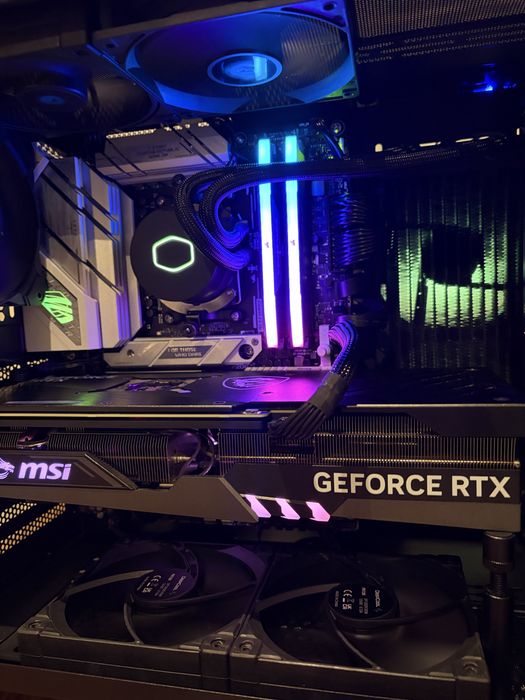PC Gaming RTX 4070 Ti 12GB | Ryzen 5 7600X | 32GB DDR5 | 2TB SSD | WiFi