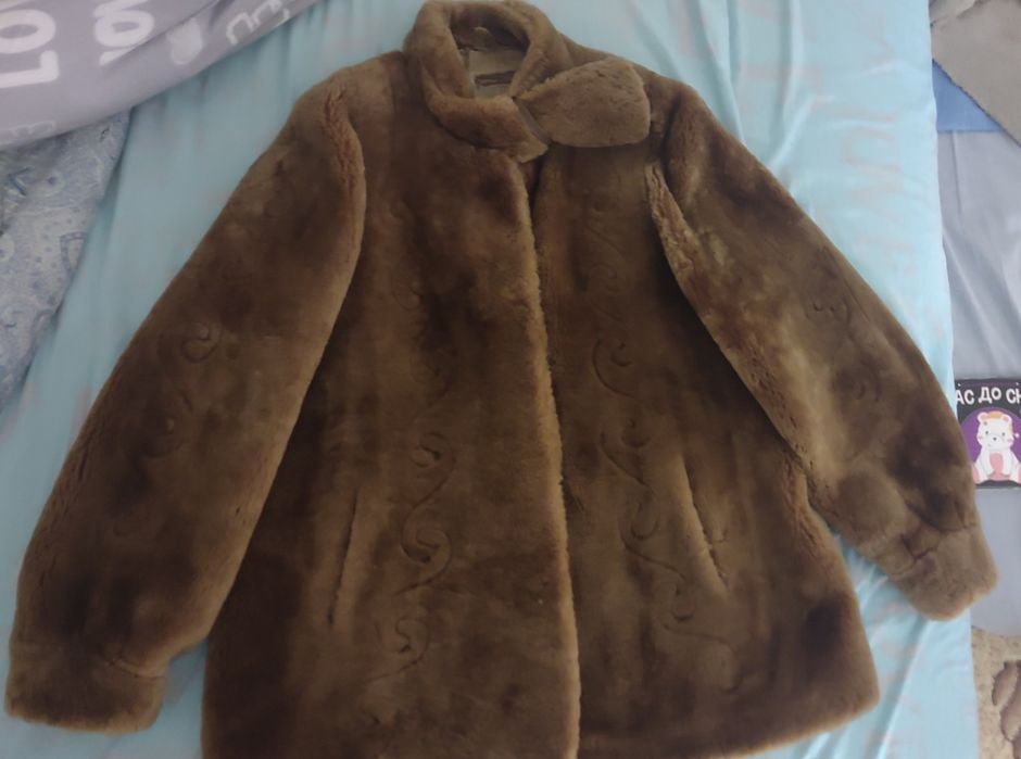 Шубка натуральний мутон дуже тепла