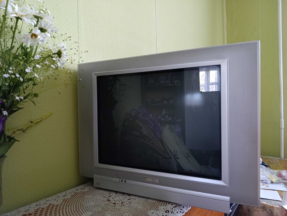 Телевизор Philips 21 дюйм + пульт