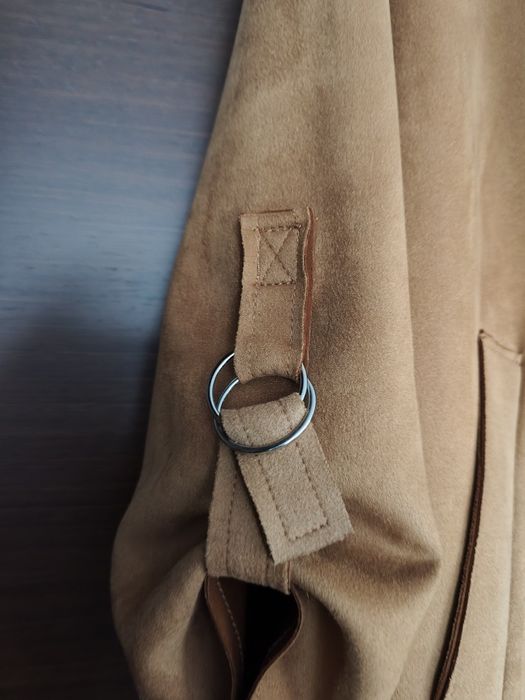 Zamszowy płaszczyk Bershka