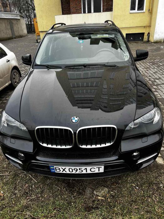 BMW X5   Продам вся в рідні красці