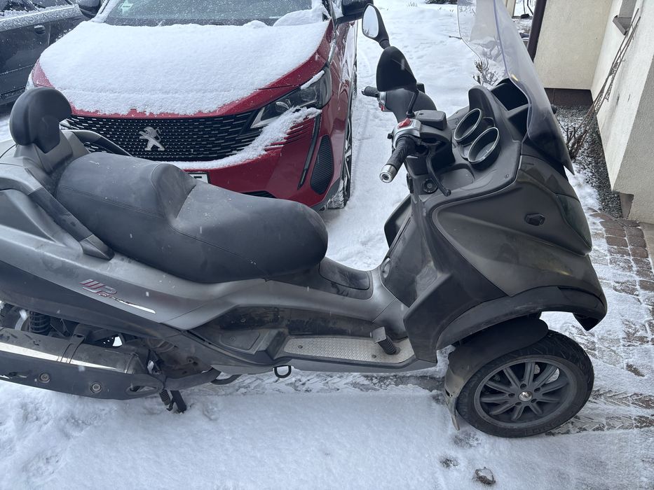 Piaggio mp3 500!