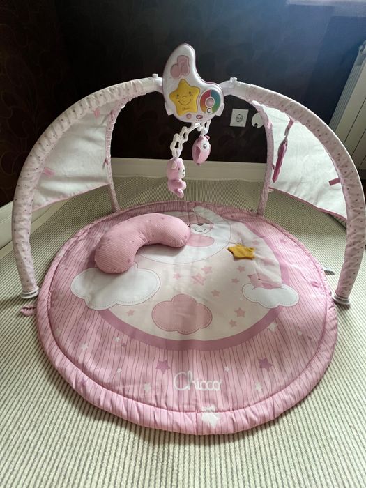 Розвиваючий килимок з проектором-нічником 3 в 1 Chicco Enjoy Colours