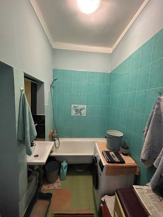 3 к.кв. 2/2 эт. 60 м.кв. Район муздрам театр - улица Даля