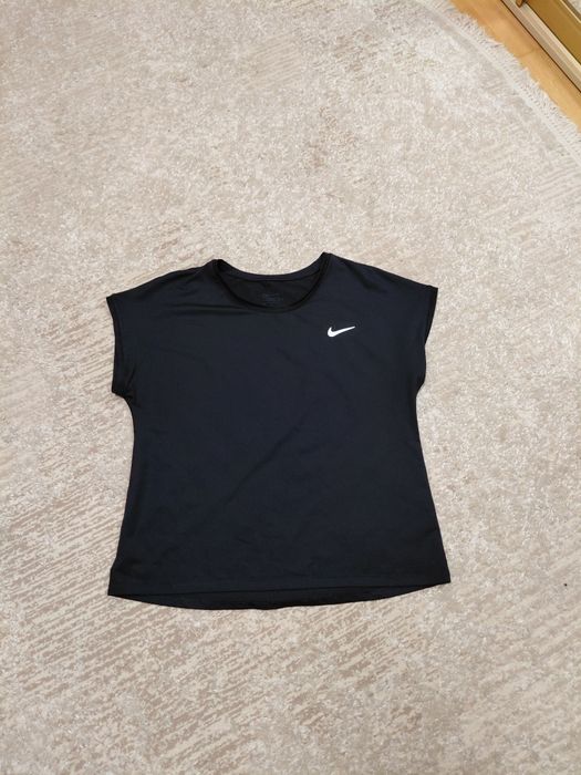 Спортивна футболка dri fit розмір S-M