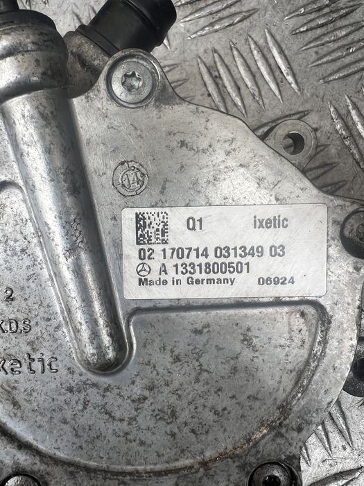 MERCEDES W176 A 45 AMG 2.0 насос вакуумный  A1331800501
