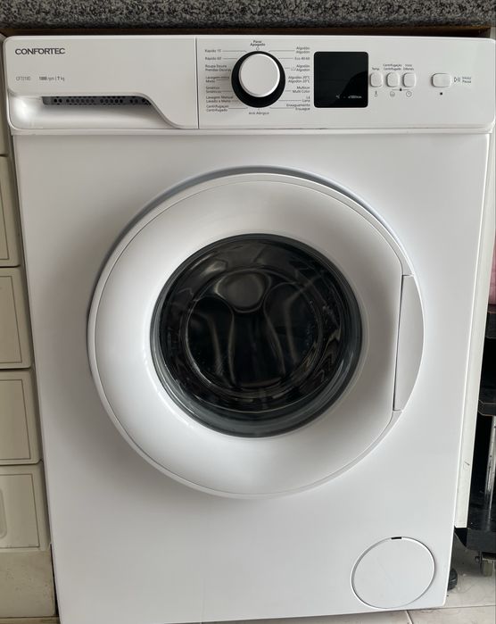 Máquina de Lavar Roupa Confortec CF7210D (7kg / 1000 RPM) – Impecável e na Garantia de Fábrica!