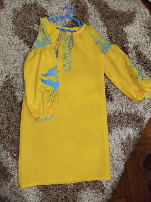 Вишиванка для дівчинки