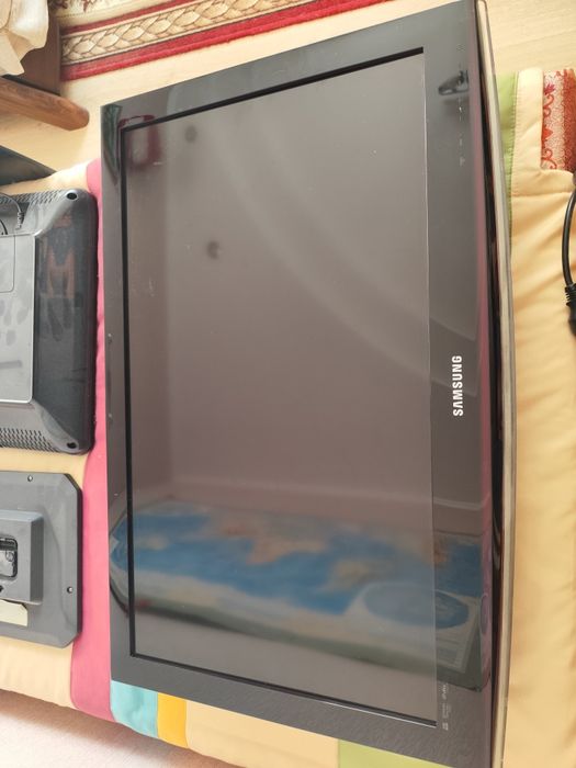 Телевизор Samsung 32