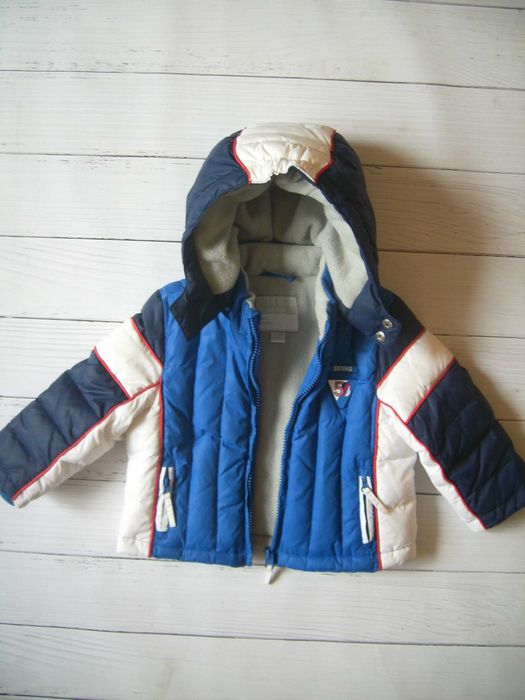 Зимняя пуховая куртка на мальчика Chicco (р.80-86)+шапка